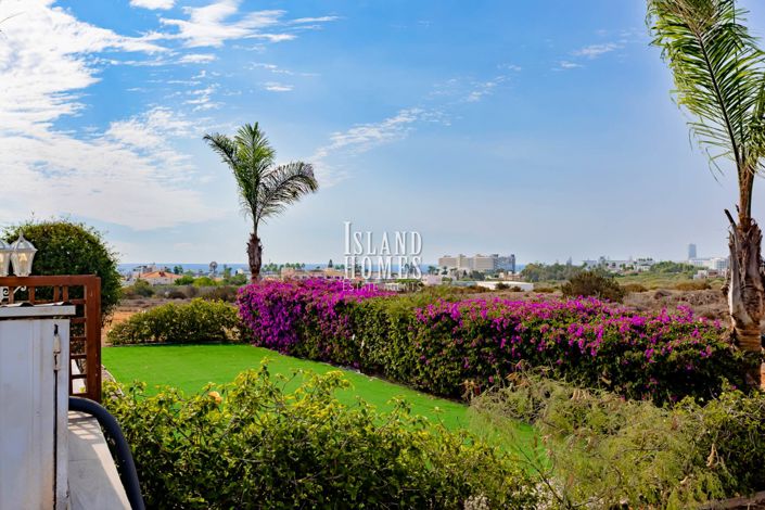 Image No.25-4 Bed Villa / Detached for sale