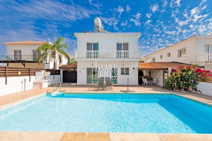 Image No.4-4 Bed Villa / Detached for sale