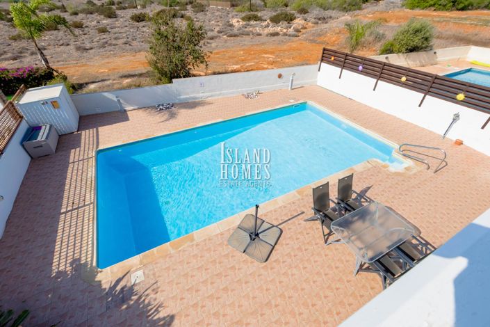 Image No.33-4 Bed Villa / Detached for sale