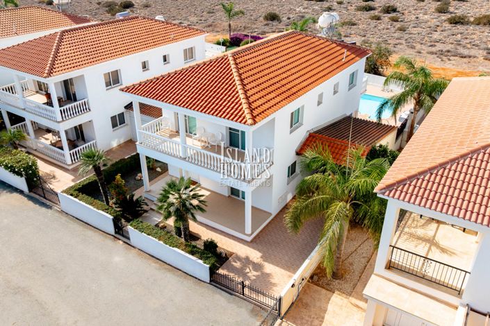 Image No.45-4 Bed Villa / Detached for sale