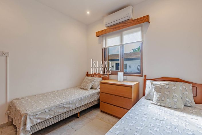 Image No.22-3 Bed Bungalow for sale