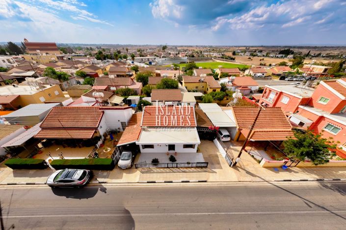 Image No.24-3 Bed Bungalow for sale