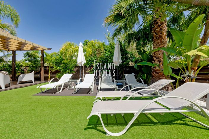 Image No.12-3 Bed Villa / Detached for sale