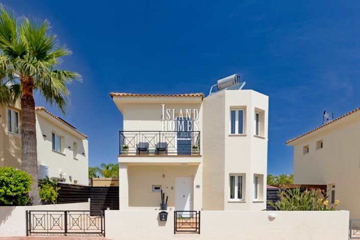 Image No.20-3 Bed Villa / Detached for sale