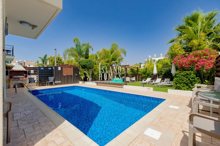 Image No.33-3 Bed Villa / Detached for sale