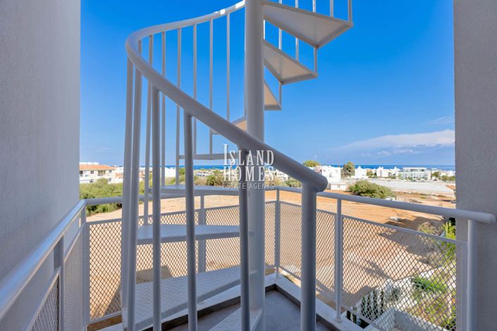 Image No.10-1 Bed Apartment for sale