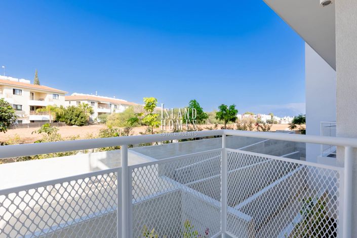 Image No.20-2 Bed Apartment for sale