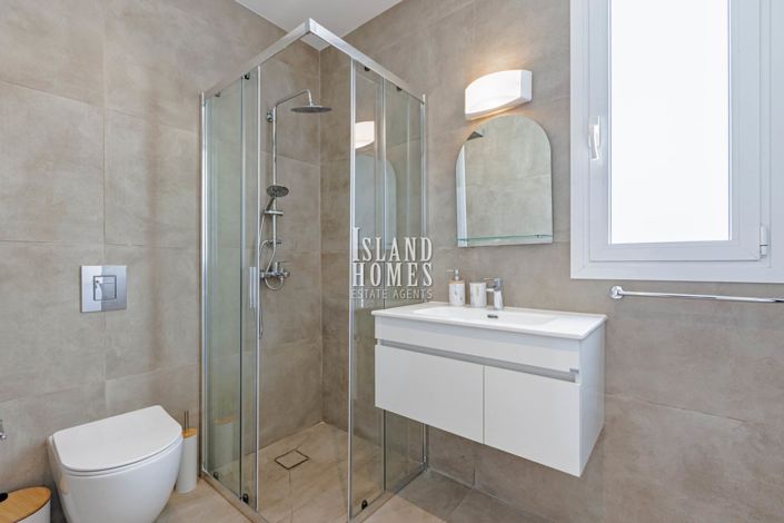 Image No.21-2 Bed Apartment for sale