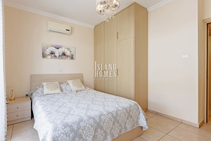 Image No.16-2 Bed Apartment for sale