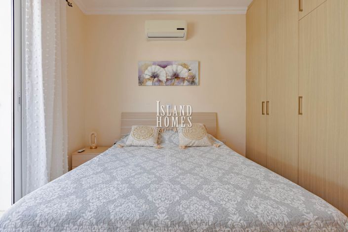 Image No.18-2 Bed Apartment for sale