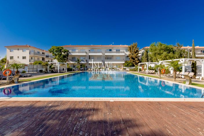 Image No.20-2 Bed Apartment for sale