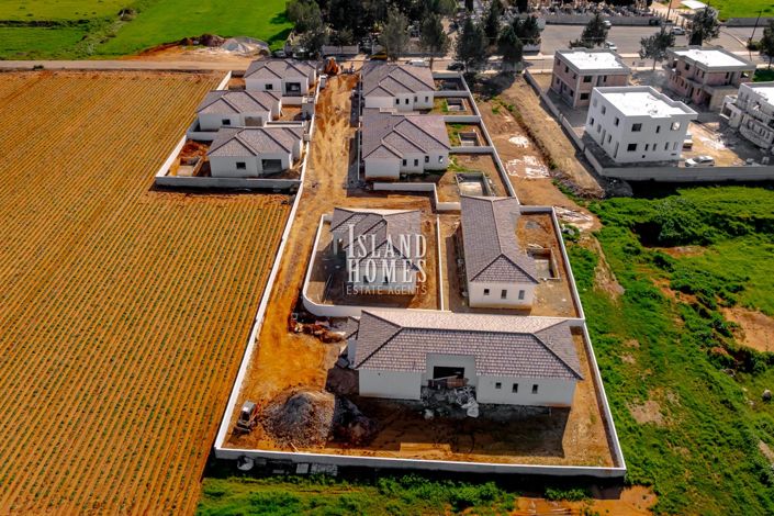 Image No.11-3 Bed Bungalow for sale