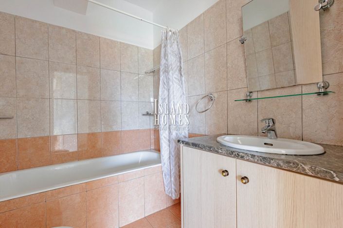 Image No.15-2 Bed Apartment for sale