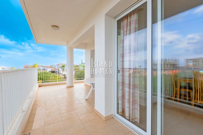 Image No.17-2 Bed Apartment for sale