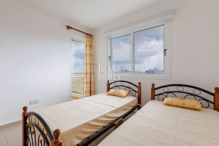 Image No.19-2 Bed Apartment for sale