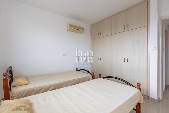 Image No.20-2 Bed Apartment for sale