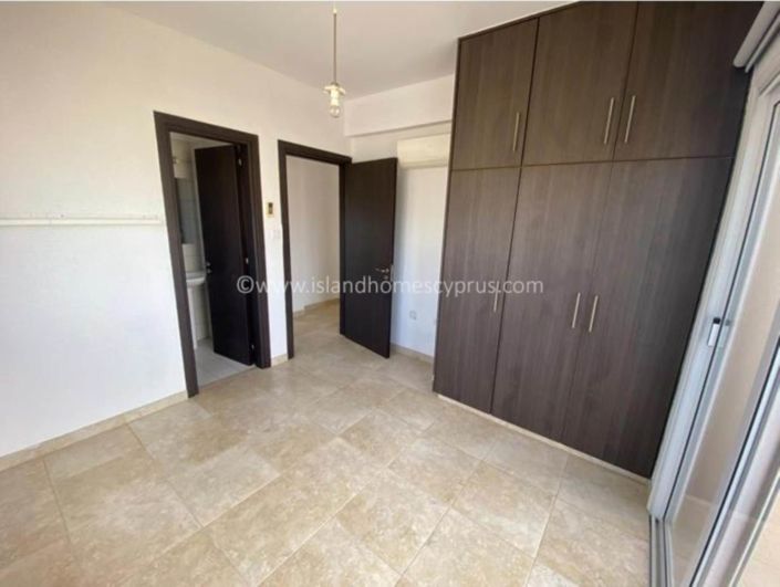 Image No.10-3 Bed Villa / Detached for sale