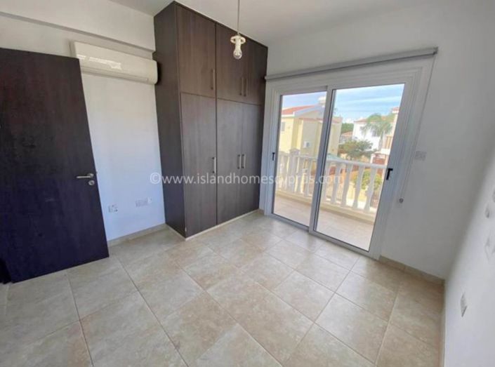 Image No.13-3 Bed Villa / Detached for sale