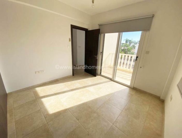 Image No.14-3 Bed Villa / Detached for sale