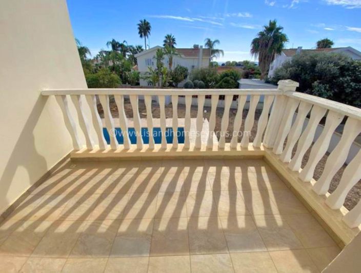 Image No.5-3 Bed Villa / Detached for sale