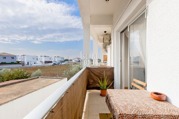 Image No.21-Propriété de 8 chambres à vendre à Deryneia