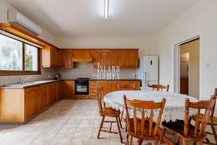 Image No.11-2 Bed Bungalow for sale