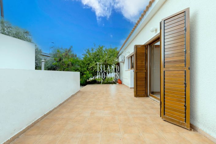 Image No.12-2 Bed Bungalow for sale