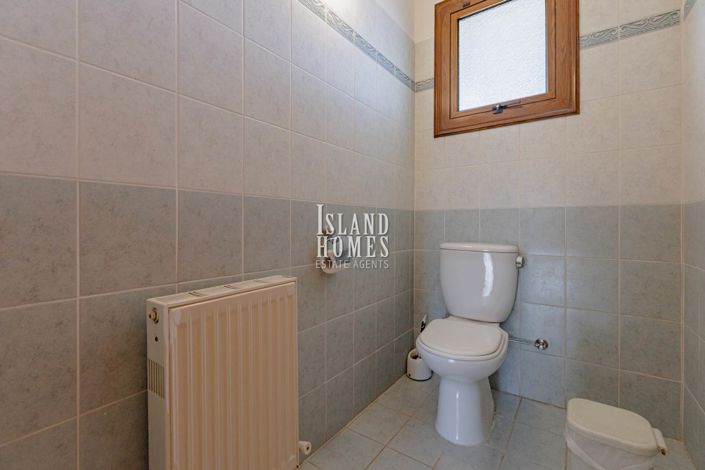 Image No.16-2 Bed Bungalow for sale