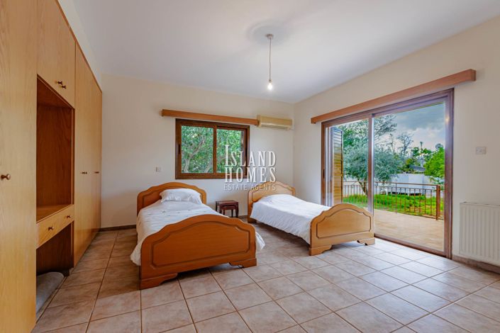 Image No.17-2 Bed Bungalow for sale