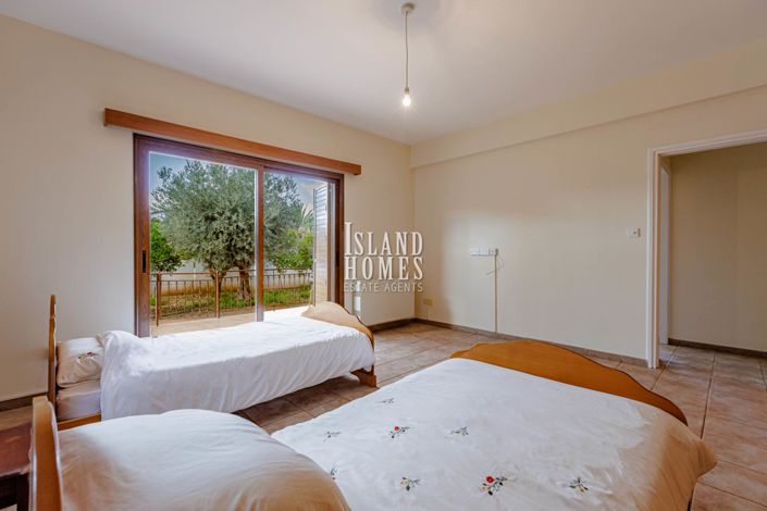 Image No.19-2 Bed Bungalow for sale