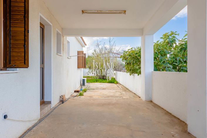 Image No.22-2 Bed Bungalow for sale