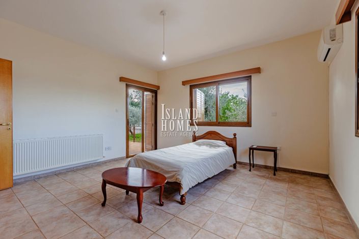 Image No.26-2 Bed Bungalow for sale