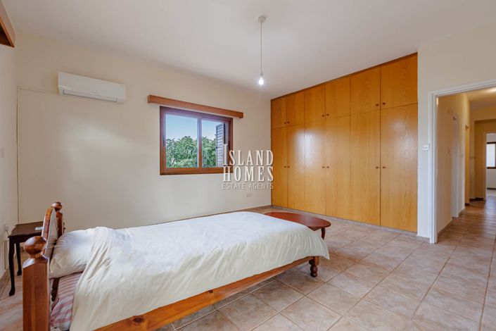 Image No.28-2 Bed Bungalow for sale