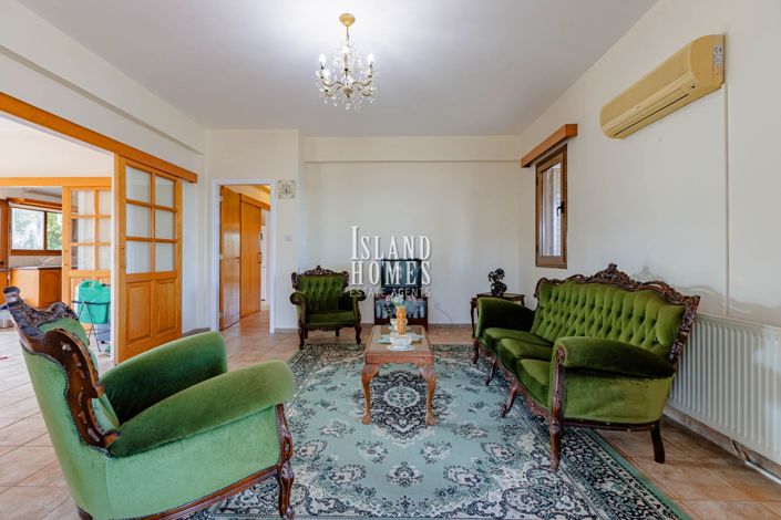 Image No.8-2 Bed Bungalow for sale