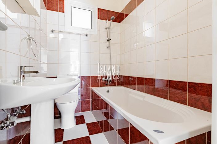 Image No.15-2 Bed Apartment for sale