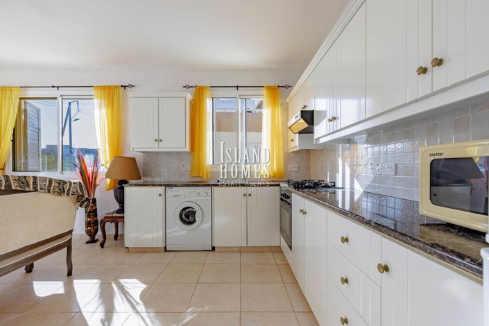 Image No.10-2 Bed Apartment for sale