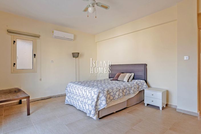 Image No.17-3 Bed Villa / Detached for sale