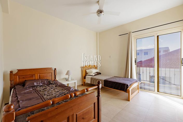 Image No.22-3 Bed Villa / Detached for sale