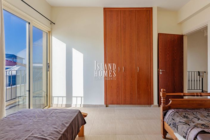 Image No.23-3 Bed Villa / Detached for sale