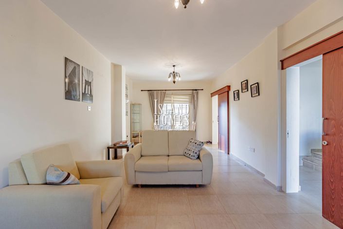 Image No.10-3 Bed Villa / Detached for sale