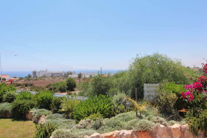 Image No.24-4 Bed Villa / Detached for sale