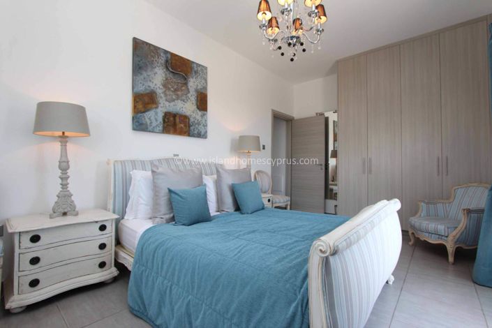 Image No.25-4 Bed Villa / Detached for sale