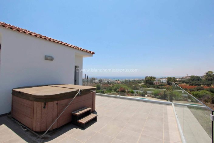 Image No.28-4 Bed Villa / Detached for sale