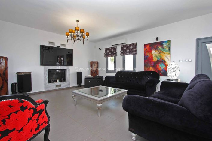 Image No.7-4 Bed Villa / Detached for sale