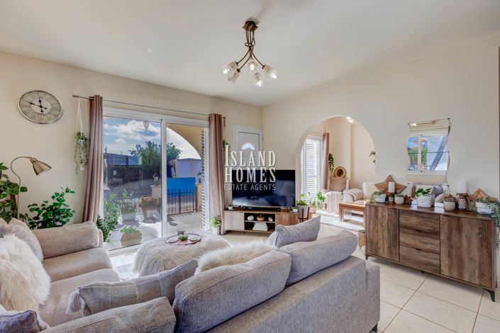 Image No.6-Bungalow de 2 chambres à vendre à Liopetri