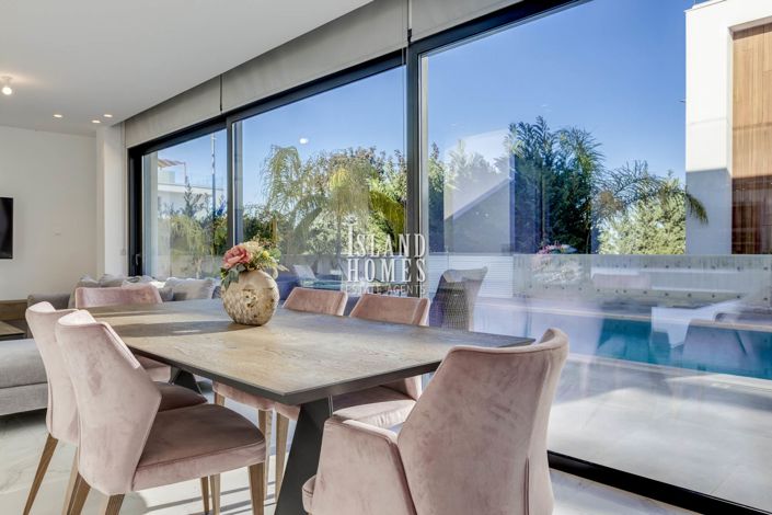 Image No.17-3 Bed Villa / Detached for sale