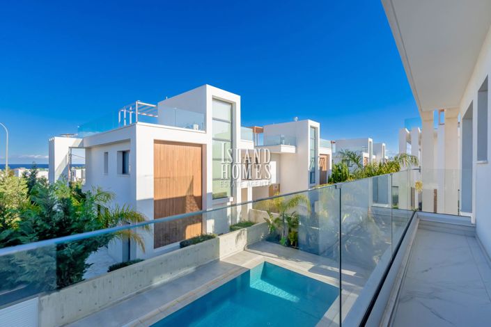 Image No.33-3 Bed Villa / Detached for sale