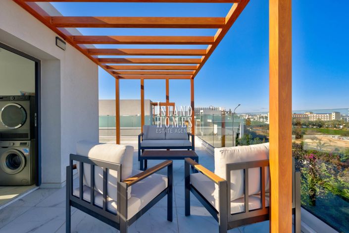 Image No.35-3 Bed Villa / Detached for sale