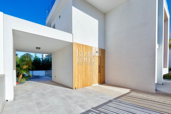 Image No.37-3 Bed Villa / Detached for sale