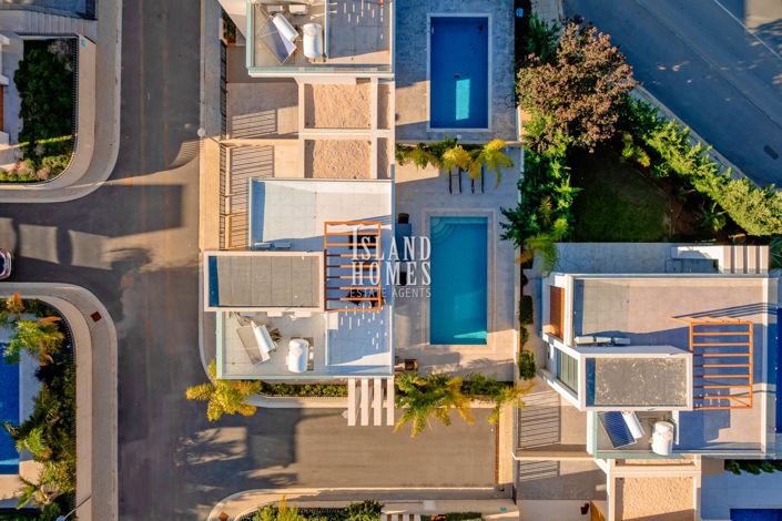 Image No.41-3 Bed Villa / Detached for sale